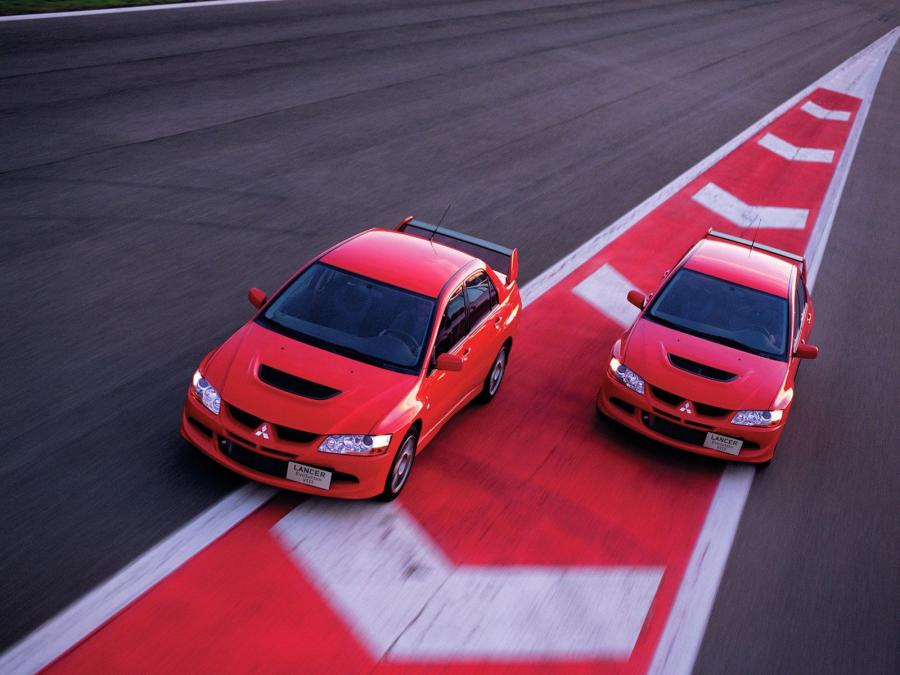  Mitsubishi Lancer Evolution VIII 2003 года  (фото 11 из 58)